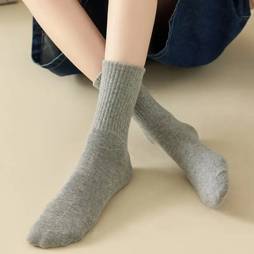 6 Pairs Women's Mid Socks Solid Color Breathable Comfortable In Autumn Winter