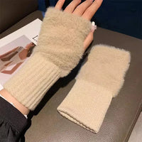 Snug Fit Finger-Free Gloves .